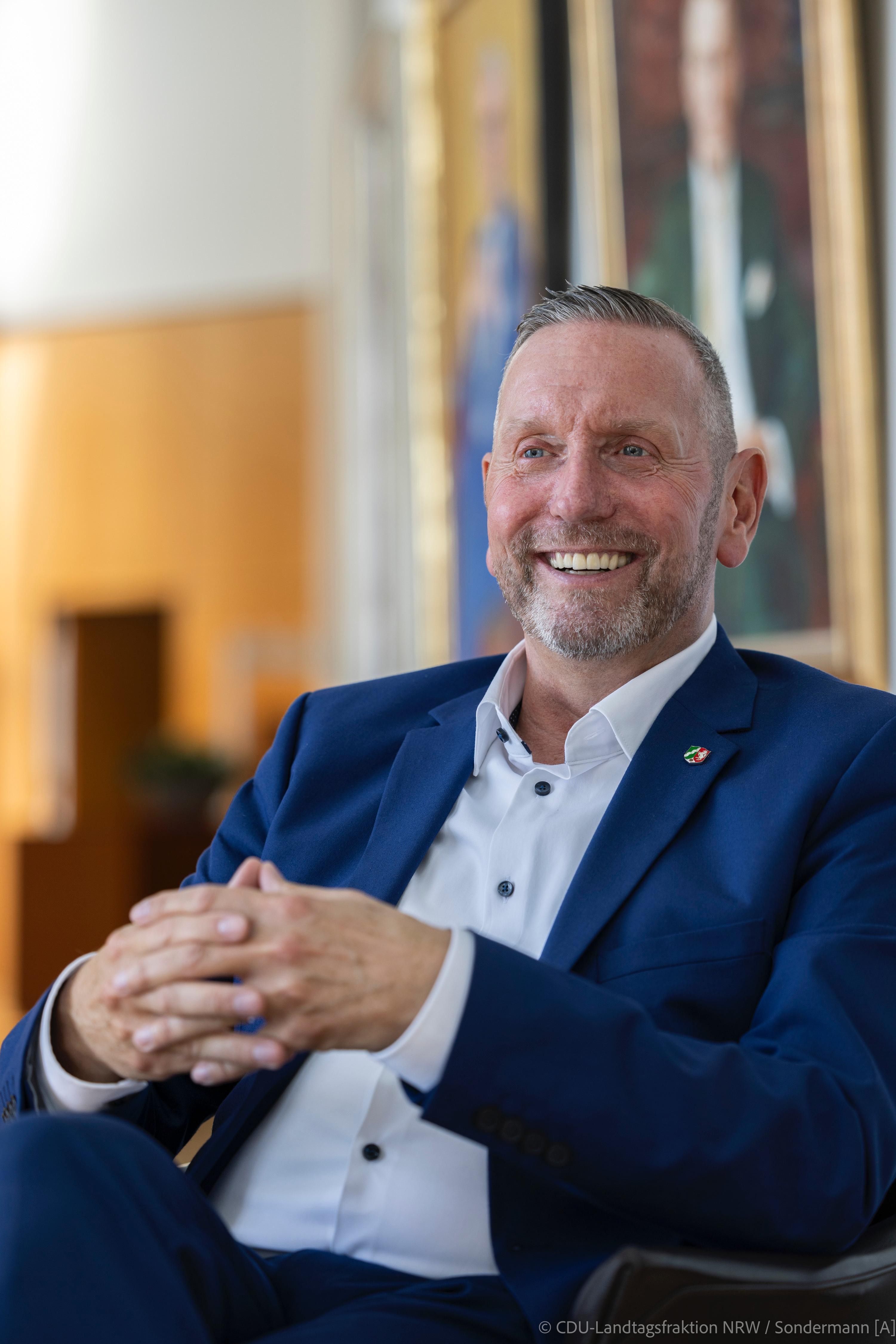 Der Landtagsabgeordnete und Chef des CDU-Stadtverbands, Guido Grtz, erwartet etwa 19 Millionen Euro zustzlich Investitionsmittel fr die Stadt Willich aus dem Nordrhein-Westfalen-Plan der Landesregierung.
Foto: CDU Willich